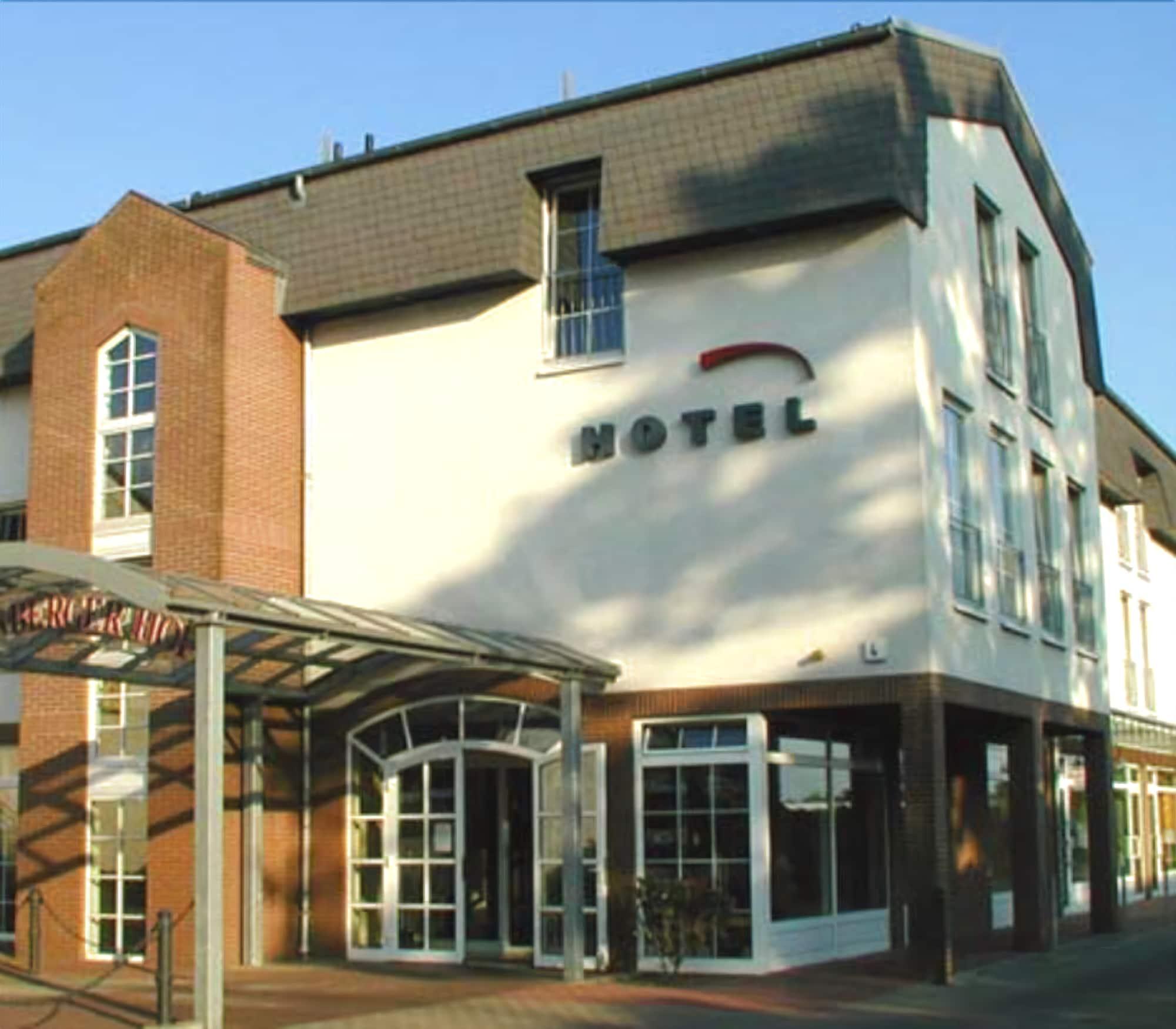 Hotel Lindenberger Hof Ahrensfelde Exteriör bild