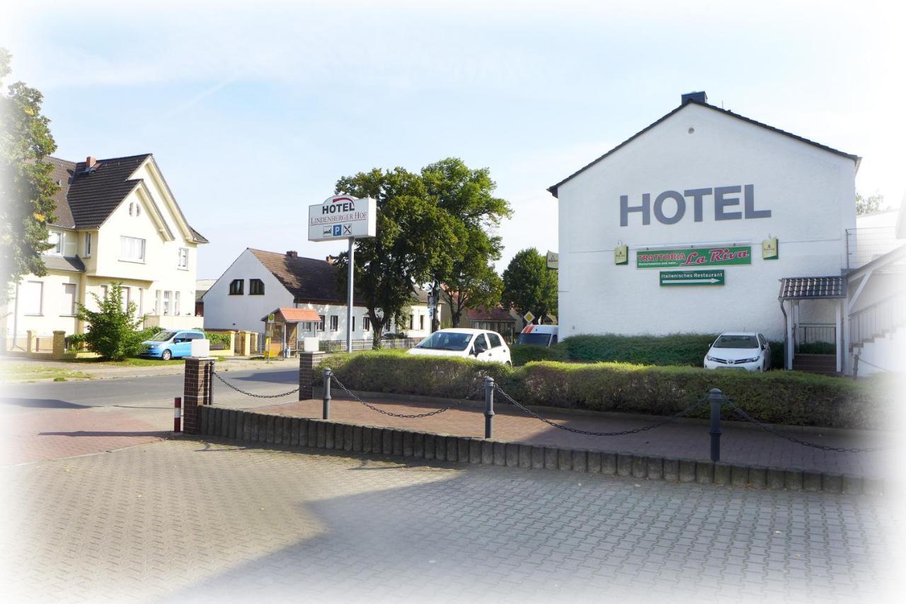 Hotel Lindenberger Hof Ahrensfelde Exteriör bild