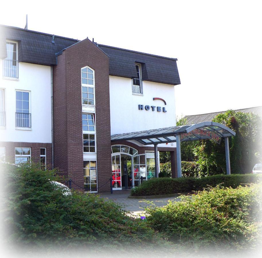 Hotel Lindenberger Hof Ahrensfelde Exteriör bild